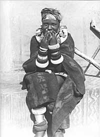 Junges Ndebele-Mädchen, 1948.  Download: 1.7 MB