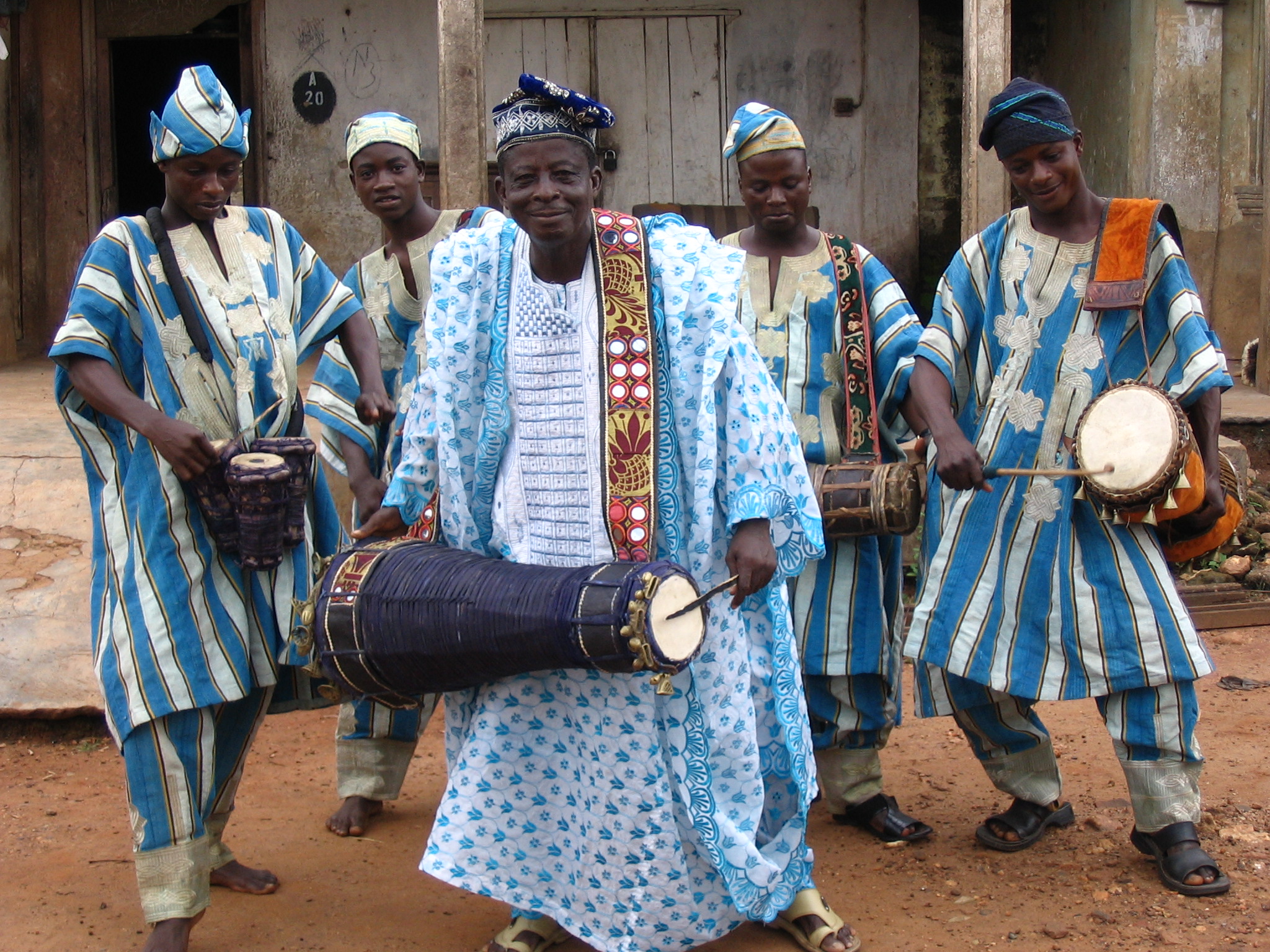 Master drummer Lamidi Ayankunle and members of his family in Erin-Osun, Nigeria. Photo (c) Debra Klein 2005