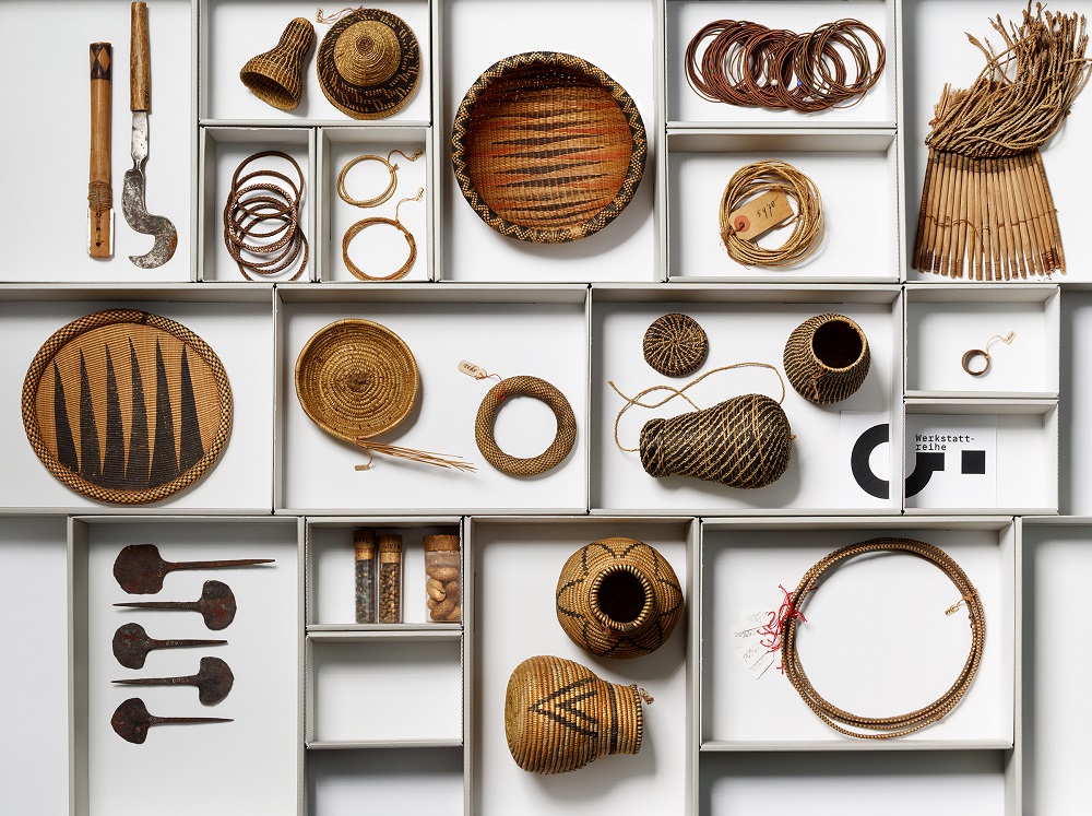 Objects collection Paasche